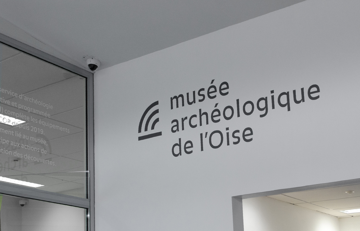 Identité visuelle signalétique du Musée archéologique de l'Oise
